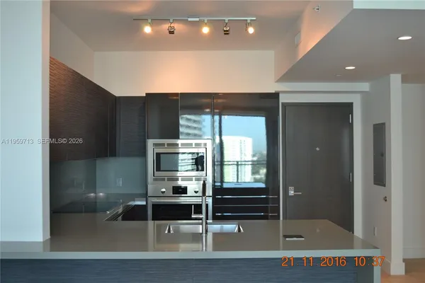 $3,800 | 1080 Brickell Avenue, Unit 2003, Miami, FL 33131