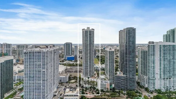 $2,777 | 1750 North Bayshore Drive, Unit 3605, Miami, FL 33132