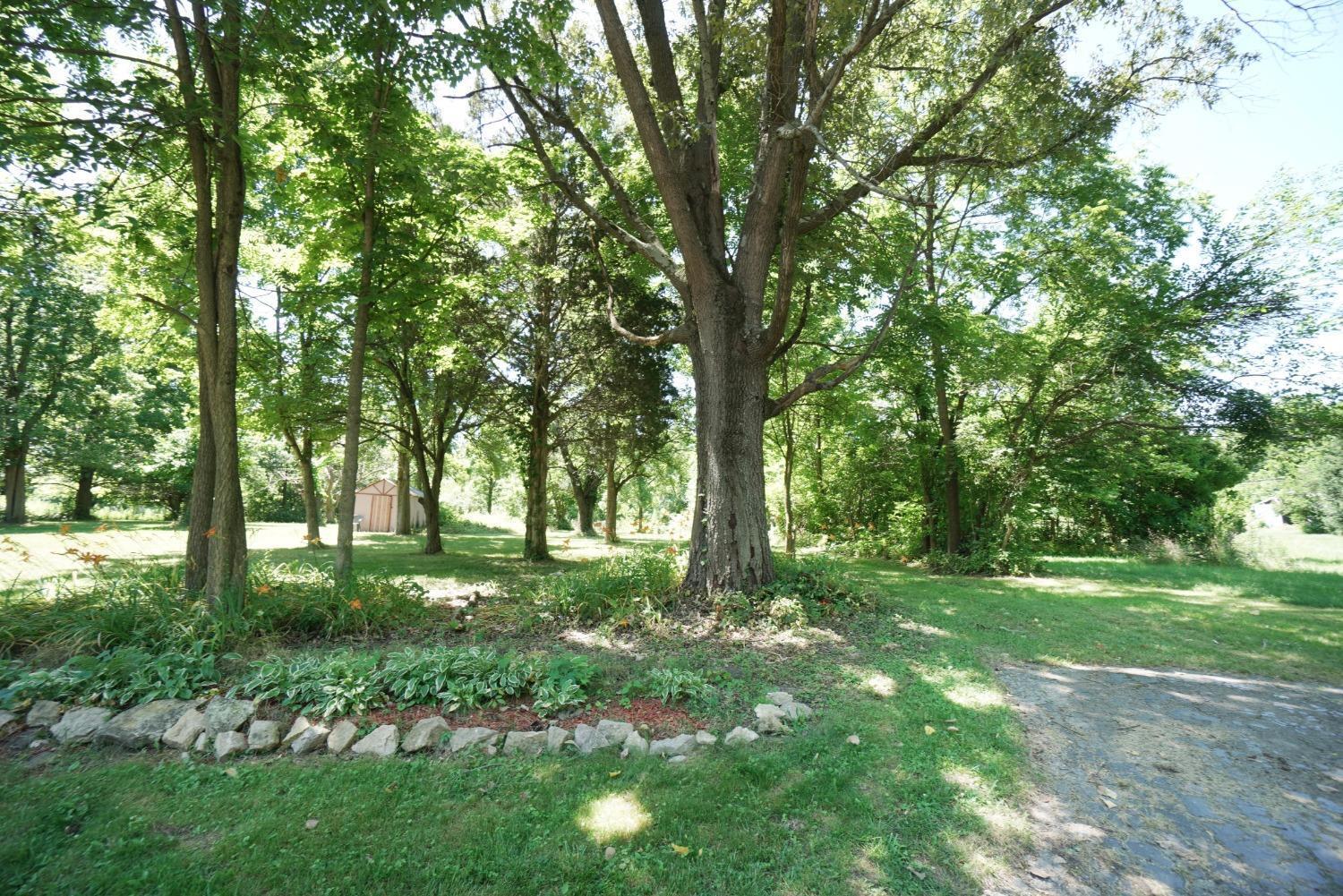 9748 South Palmer Road Huber Heights, OH 45344 - Photo 8 of 48