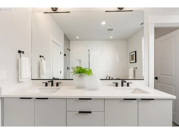 $824,000 | 16162 Northwest Newberry Lane, Unit L 89, Portland, OR 97229