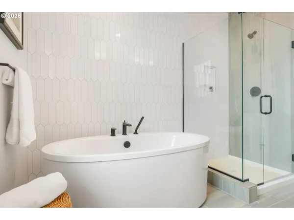 $824,000 | 16162 Northwest Newberry Lane, Unit L 89, Portland, OR 97229