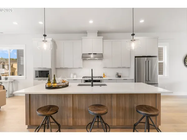 $824,000 | 16162 Northwest Newberry Lane, Unit L 89, Portland, OR 97229