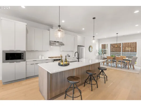 $824,000 | 16162 Northwest Newberry Lane, Unit L 89, Portland, OR 97229