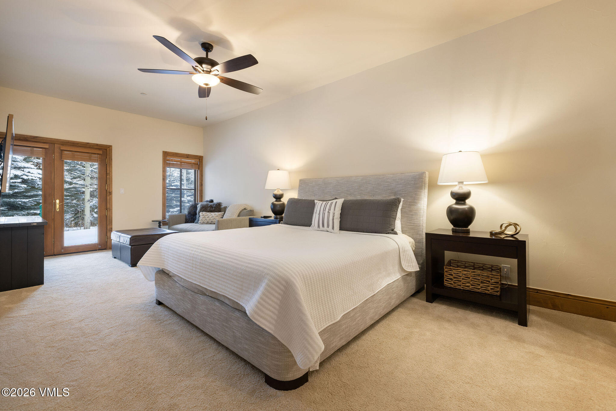 63 Avondale Lane, Unit R1 Beaver Creek, CO 81620 - Photo 15 of 37 2602_villas_at_bc_r1_interior_bed02