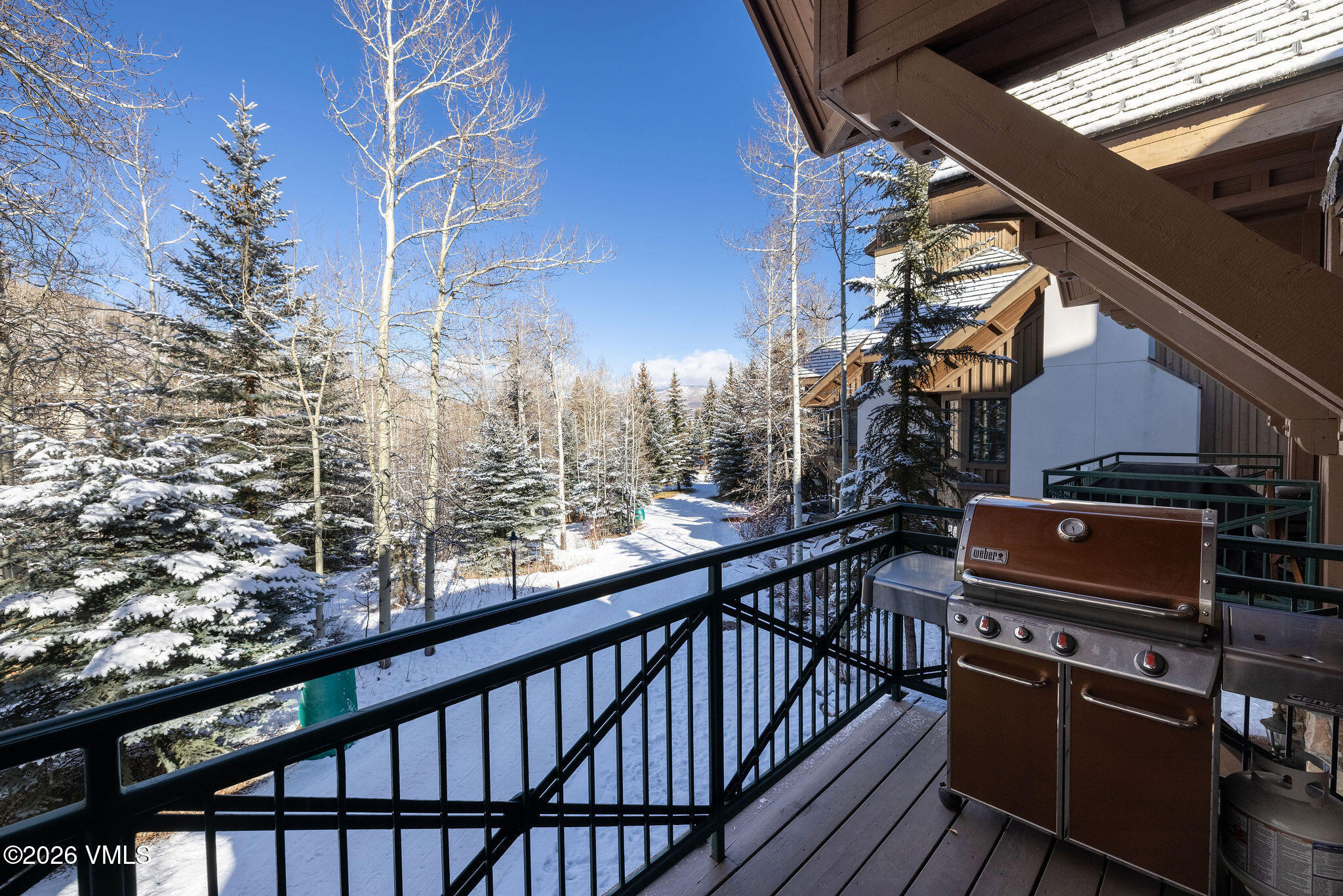 63 Avondale Lane, Unit R1 Beaver Creek, CO 81620 - Photo 10 of 37 2602_villas_at_bc_r1_exterior_deck_b