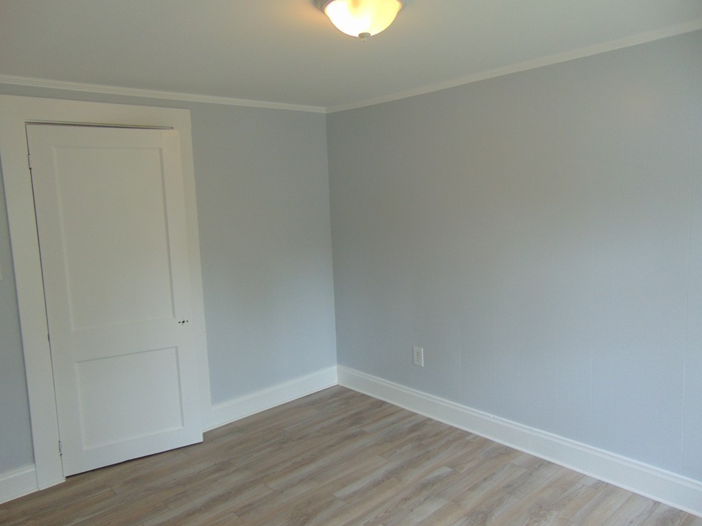 206 Glen Charlie Road Wareham, MA 02538 - Photo 10 of 25 Gallery Image 10