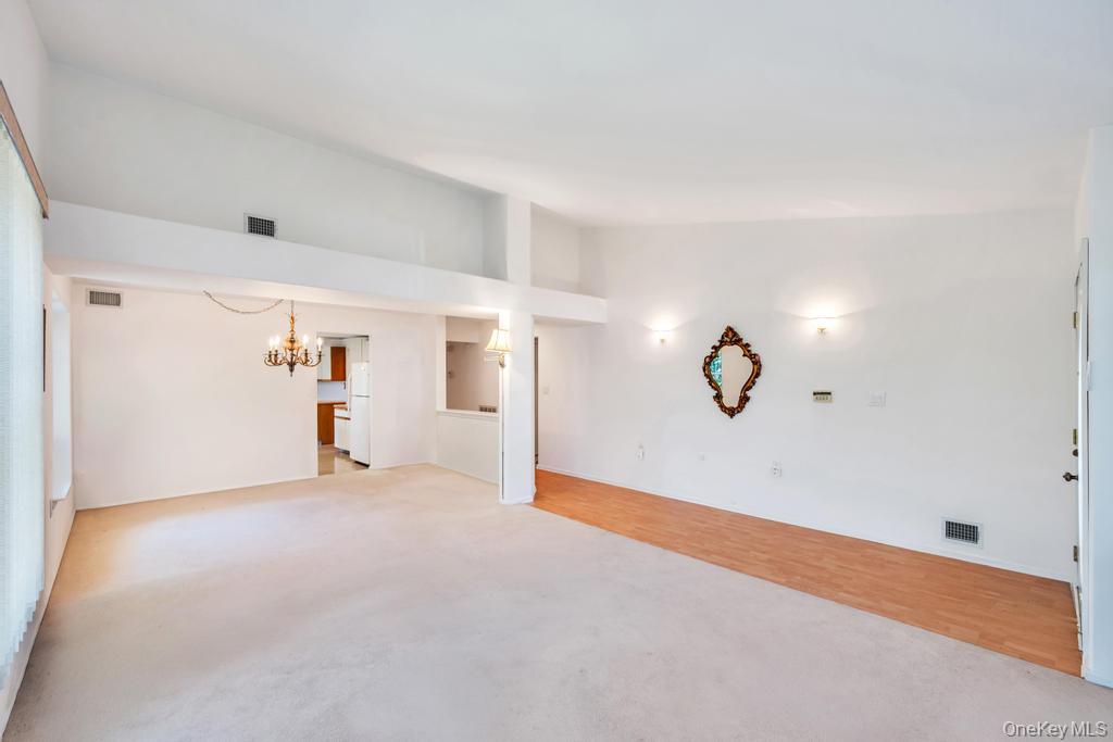 12 Baldwin Court Ridge, NY 11961 - Photo 6 of 33
