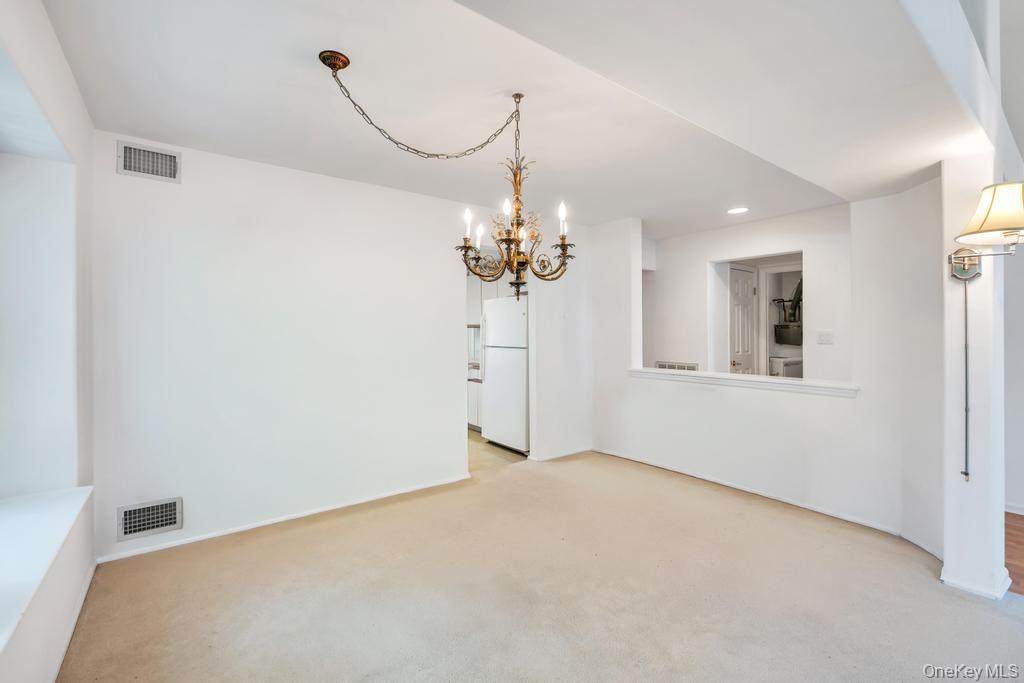 12 Baldwin Court Ridge, NY 11961 - Photo 7 of 33