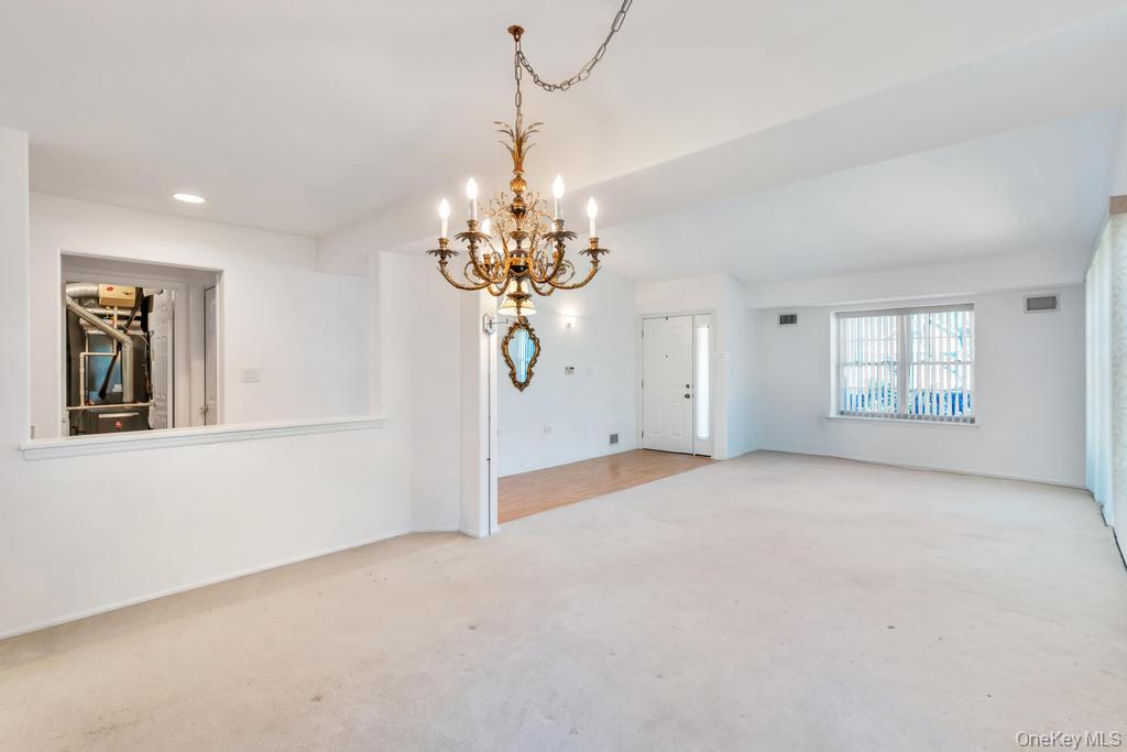 12 Baldwin Court Ridge, NY 11961 - Photo 8 of 33