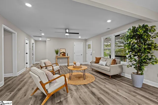 $340,000 | 138 South Church Street, Duncan, SC 29334