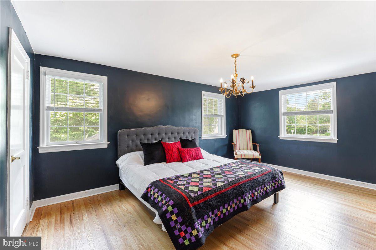 334 Bennett Road Springfield, PA 19064 - Photo 14 of 33 Primary Bedroom