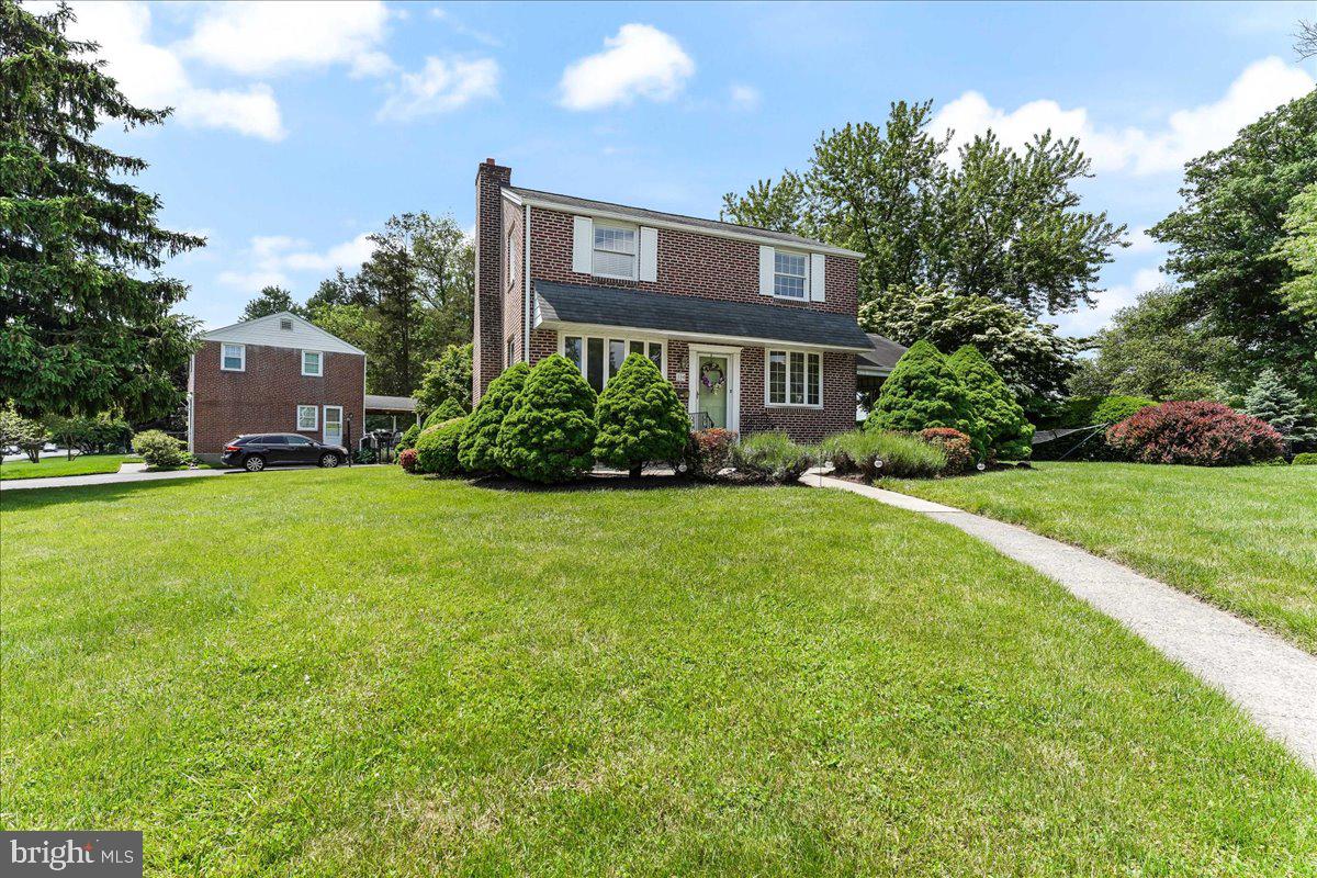 334 Bennett Road Springfield, PA 19064 - Photo 26 of 33 Front Yar