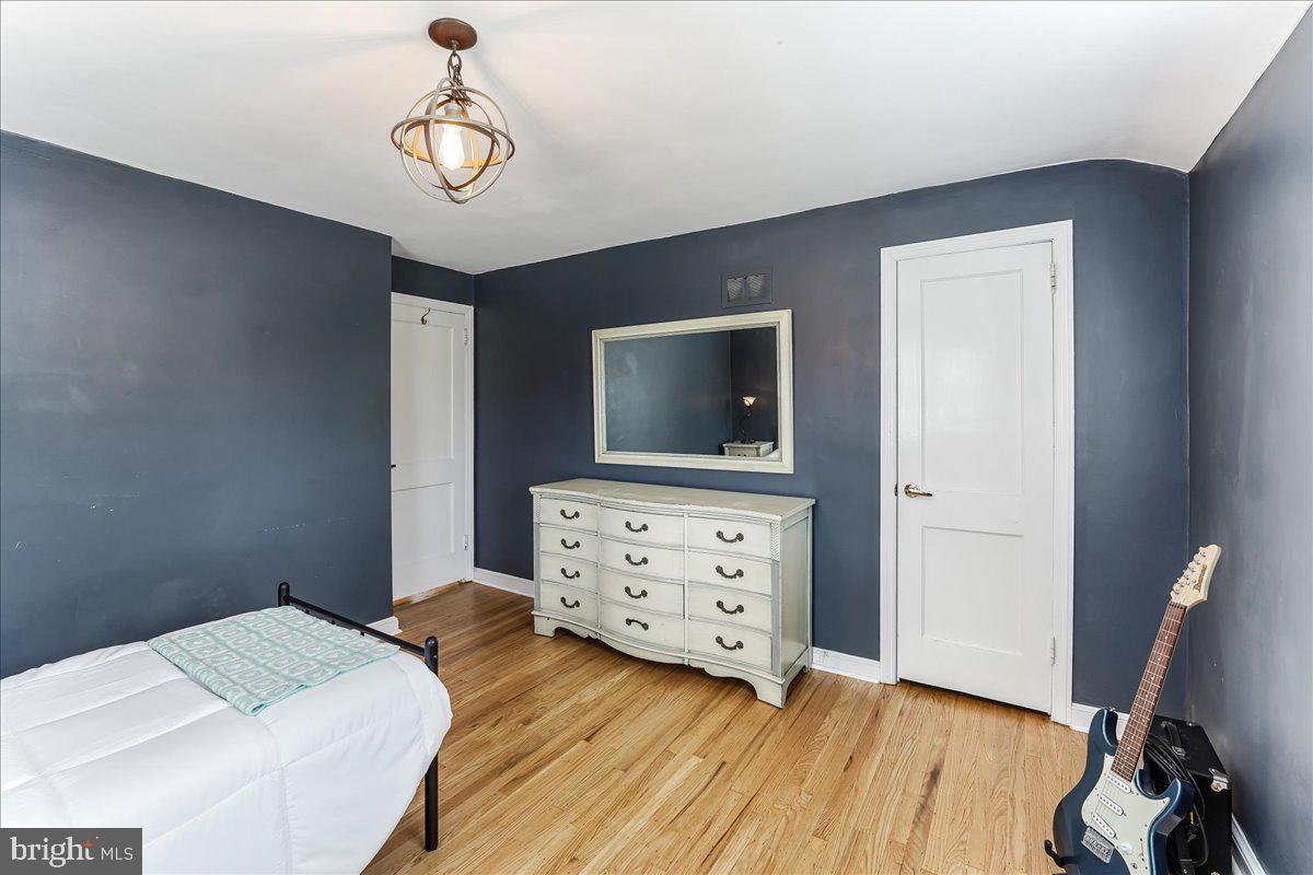 334 Bennett Road Springfield, PA 19064 - Photo 9 of 33