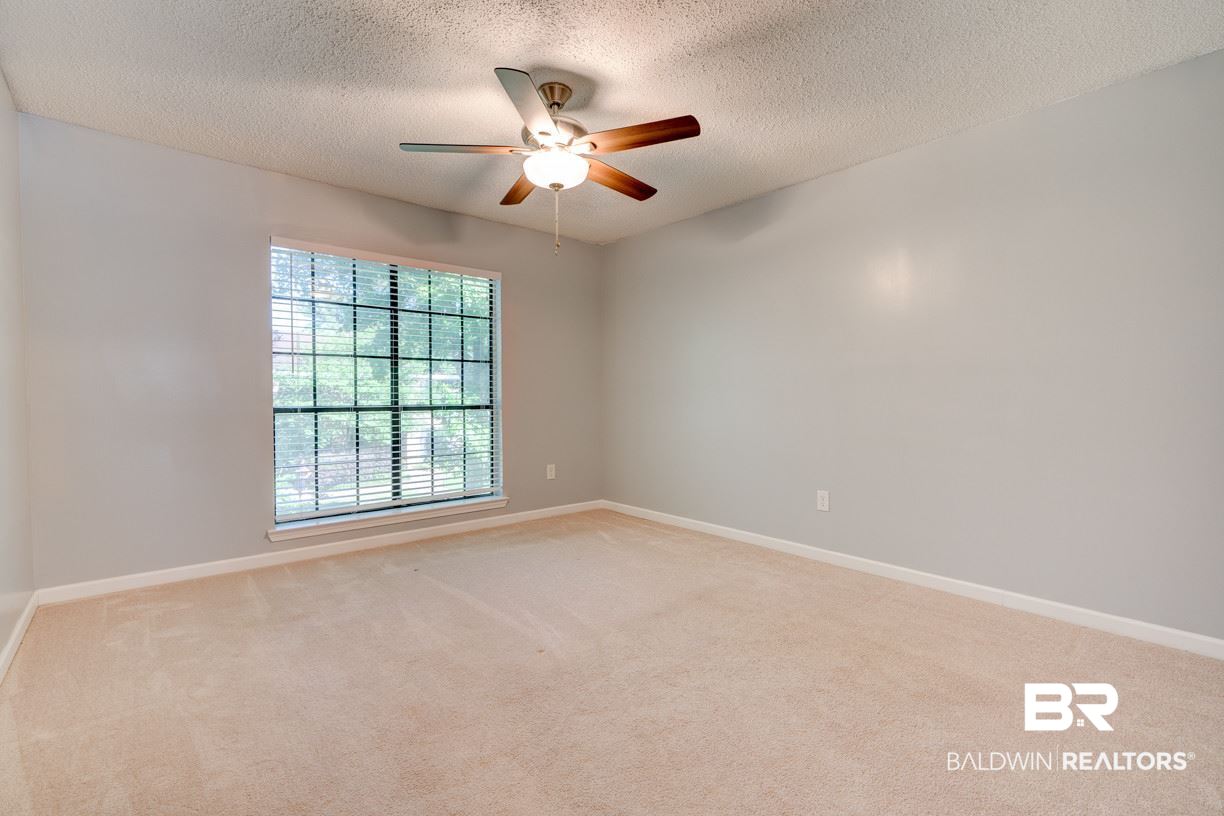 2901 Grant Street, Unit 702 Mobile, AL 36606 - Photo 11 of 30
