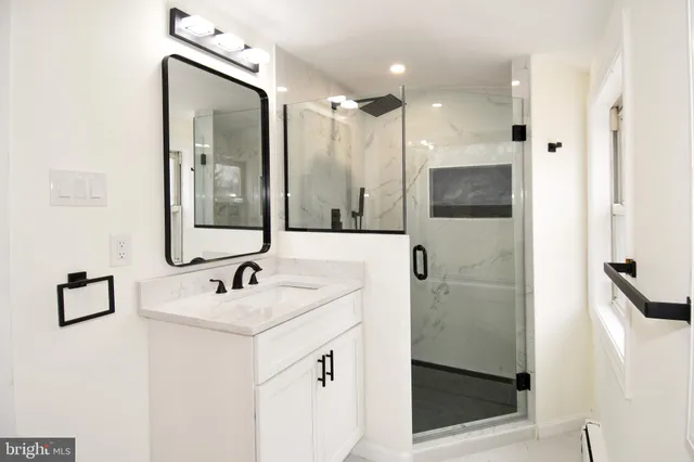 $590,000 | 26904 Overlook Street, Damascus, MD 20872