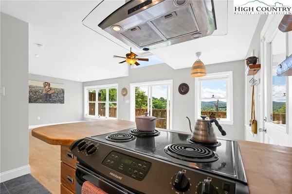 $485,000 | 127 Sun Haven Lane, Boone, NC 28607