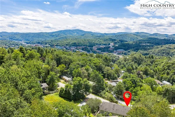 $485,000 | 127 Sun Haven Lane, Boone, NC 28607