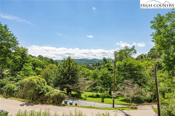 $485,000 | 127 Sun Haven Lane, Boone, NC 28607