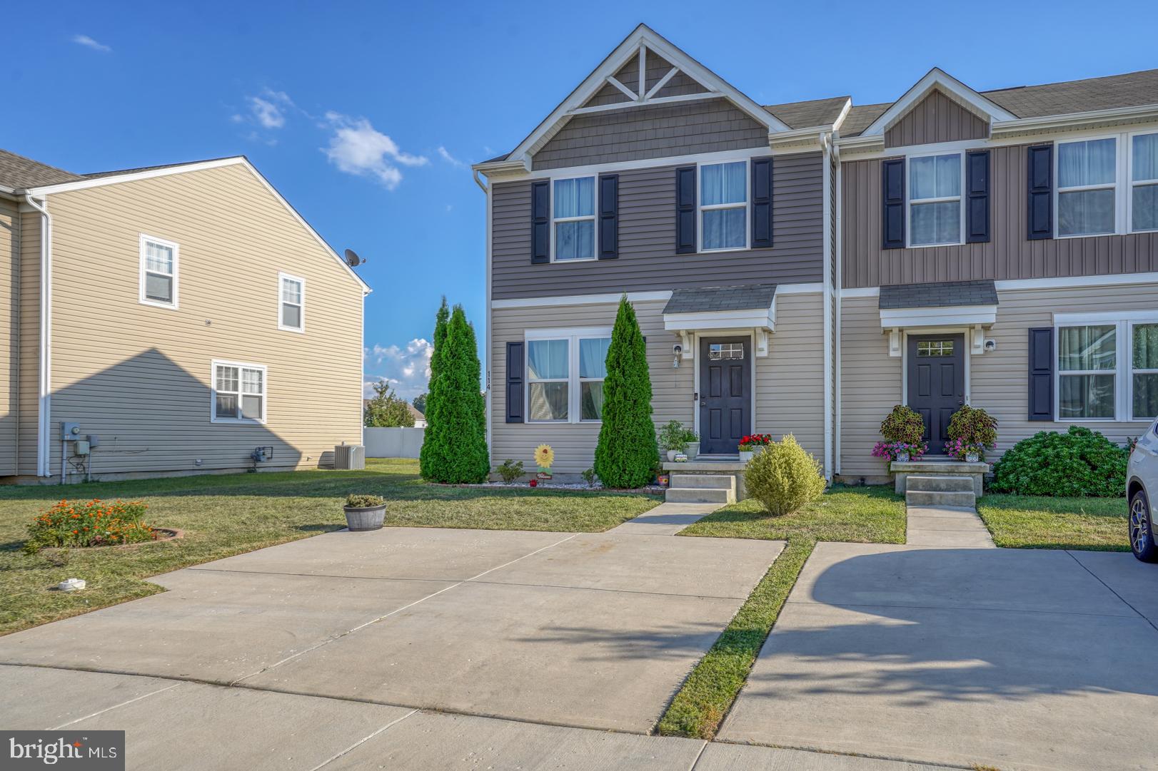 114 Lady Bug Drive Dover, DE 19901 - Photo 2 of 30