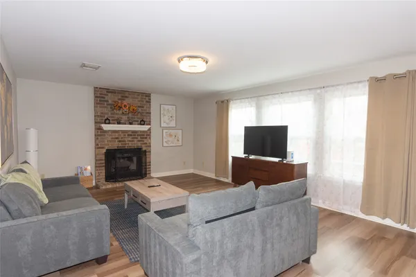 $2,200 | 8309 Columbia Falls Drive, Round Rock, TX 78681