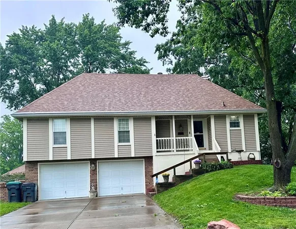 $350,000 | 301 Southeast Alice Street, Blue Springs, MO 64014