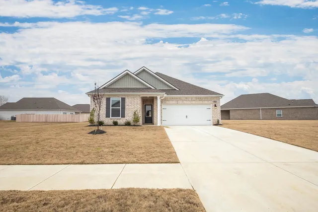 $318,900 | 4206 Sandy Hollow Lane, Millington, TN 38053