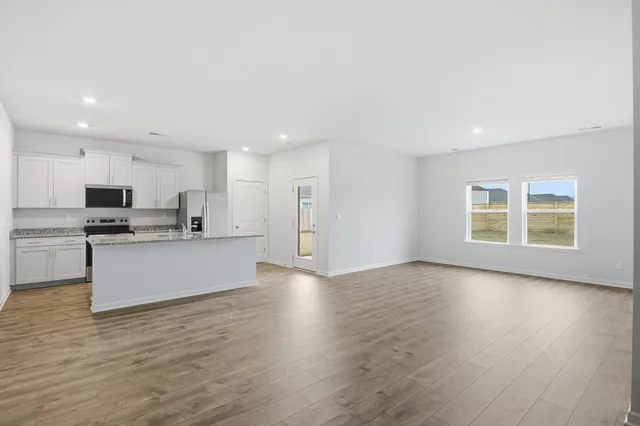 $318,900 | 4206 Sandy Hollow Lane, Millington, TN 38053