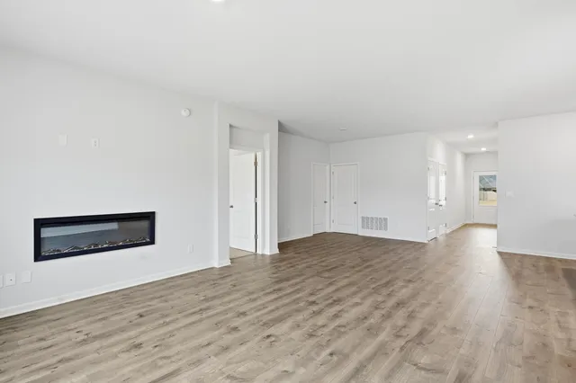 $318,900 | 4206 Sandy Hollow Lane, Millington, TN 38053