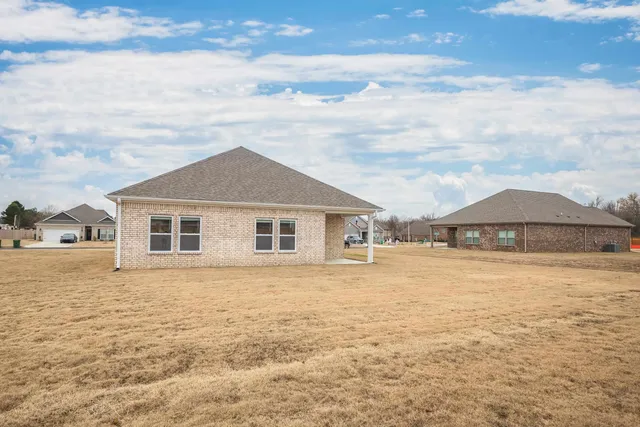 $318,900 | 4206 Sandy Hollow Lane, Millington, TN 38053