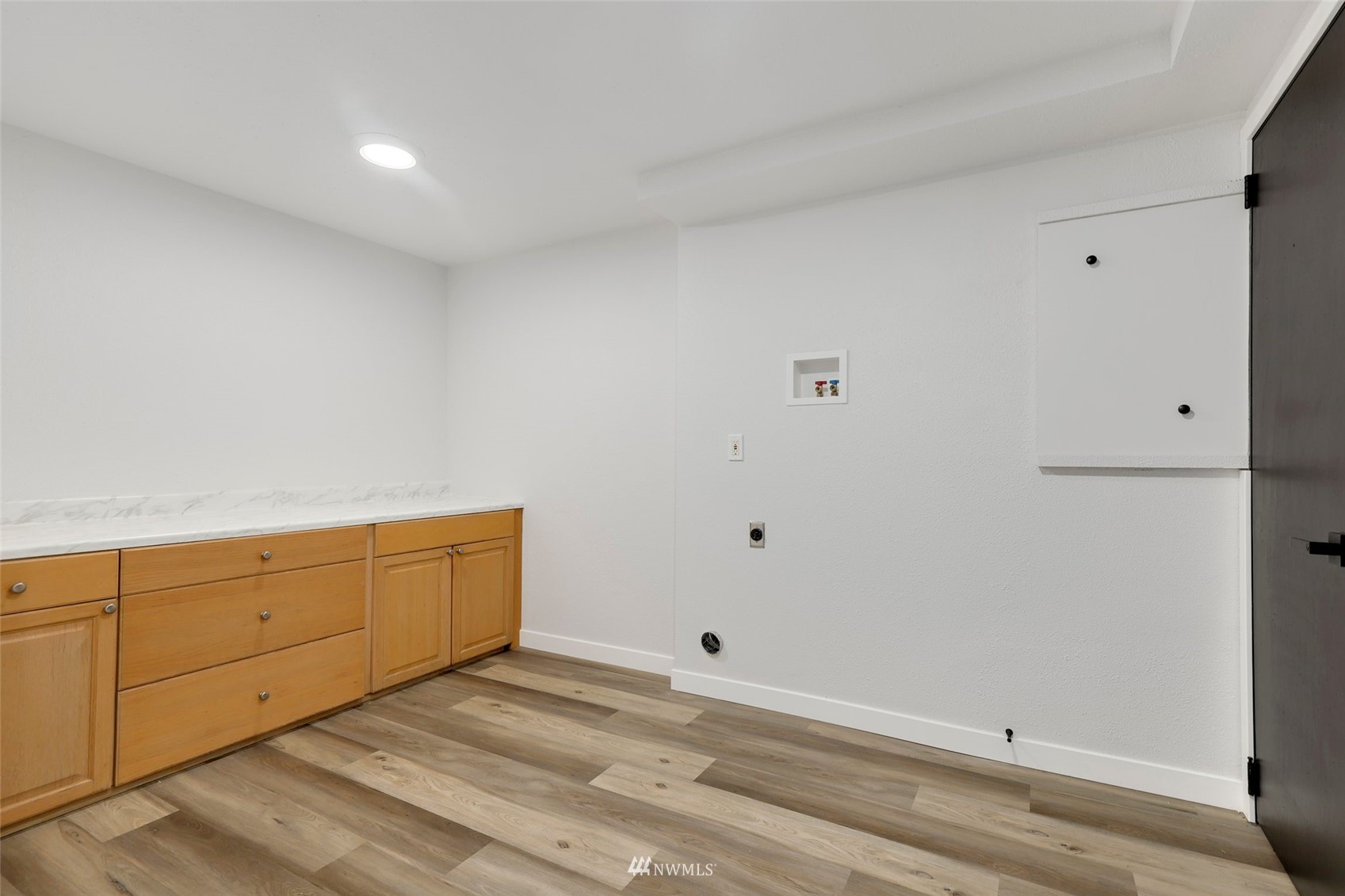 23314 25th Drive Southeast Bothell, WA 98021 - Photo 27 of 40 a view of room