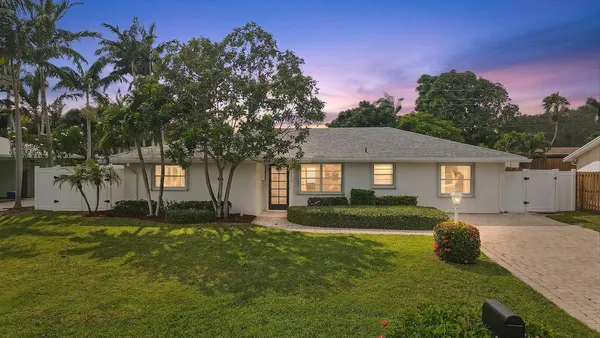 $3,800 | 1600 Venus Avenue, Jupiter, FL 33469