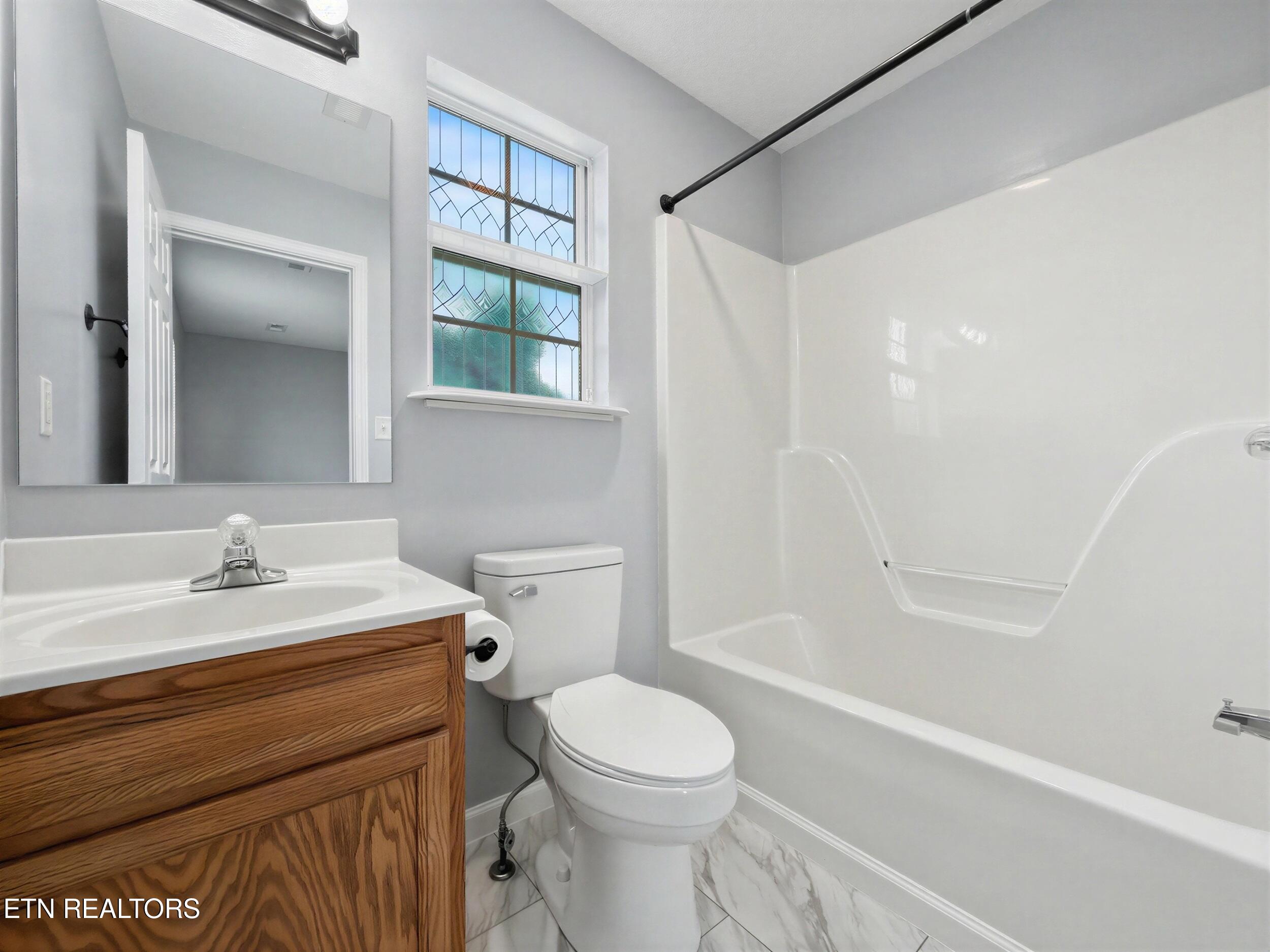 7528 Gary White Road Corryton, TN 37721 - Photo 17 of 27 16_(9)