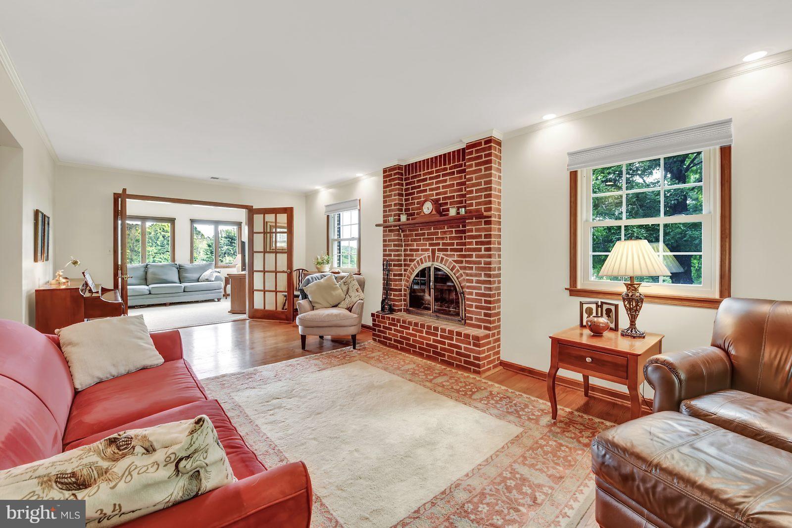 16137 York Road Sparks, MD 21152 - Photo 3 of 30 Relax & unwind in front of your fire place