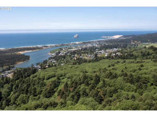 $9,000,000 | Resort Drive, Unit 200AC, Pacific City, OR 97135