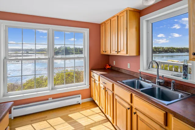 $3,495,000 | 20 Long Point Island, Harpswell, ME 04079