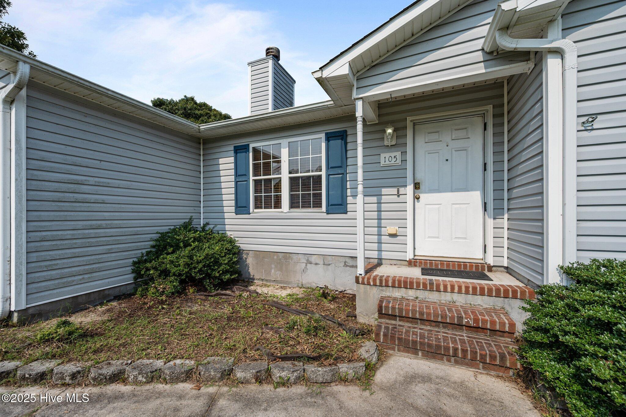 105 Linden Road Richlands, NC 28574 - Photo 21 of 36 26-web-or-mls-04