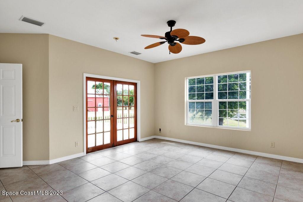 9335 Fleming Grant Road Micco, FL 32976 - Photo 18 of 36 18
