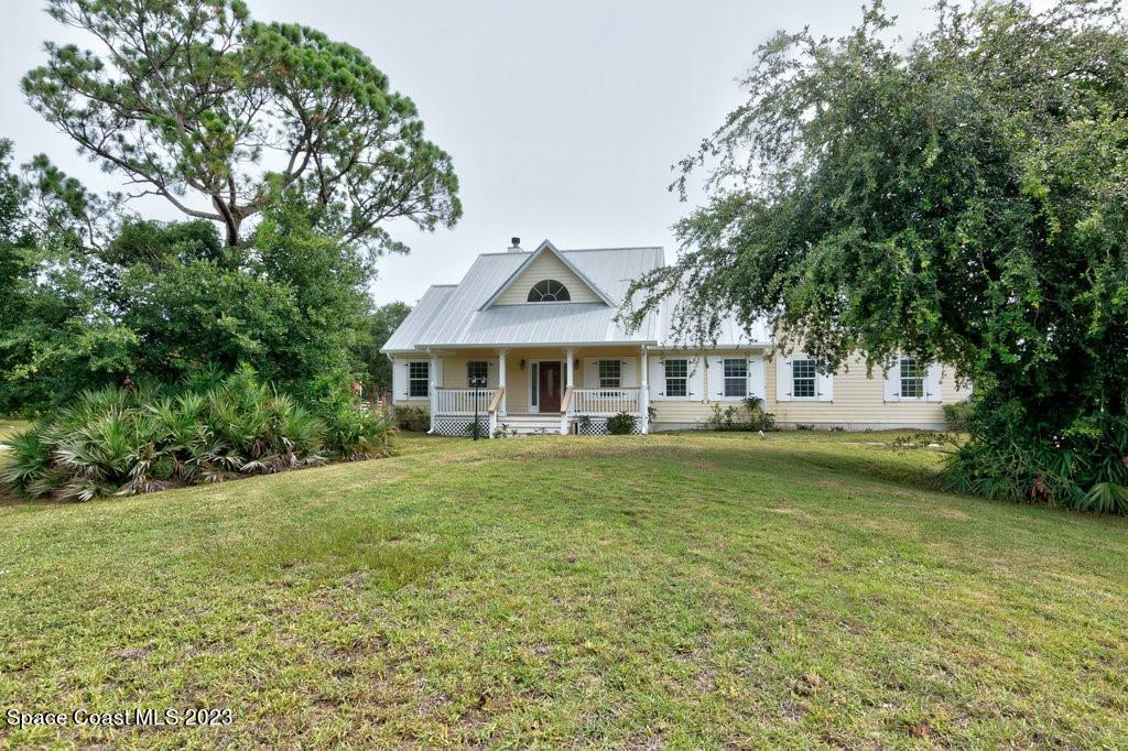 9335 Fleming Grant Road Micco, FL 32976 - Photo 3 of 36 4