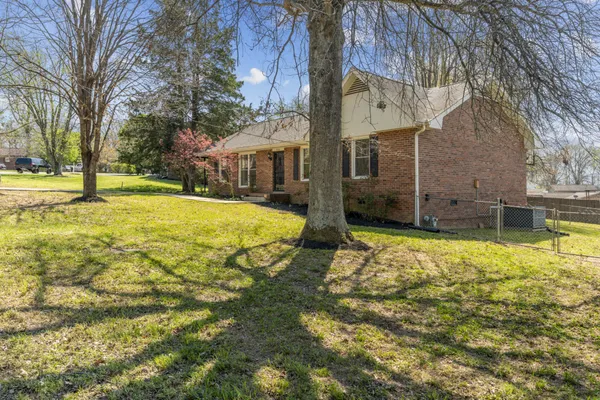 $369,900 | 604 Highland View Court, Hermitage, TN 37076