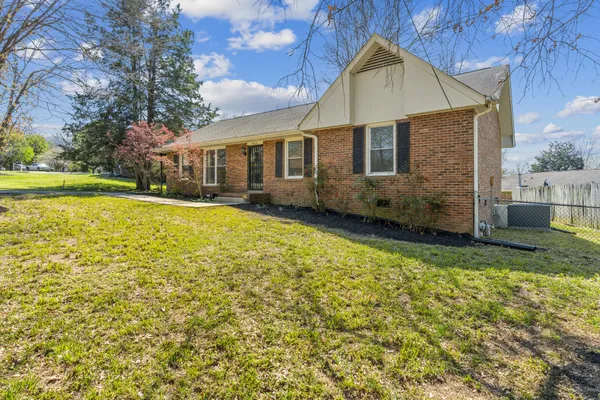 $369,900 | 604 Highland View Court, Hermitage, TN 37076