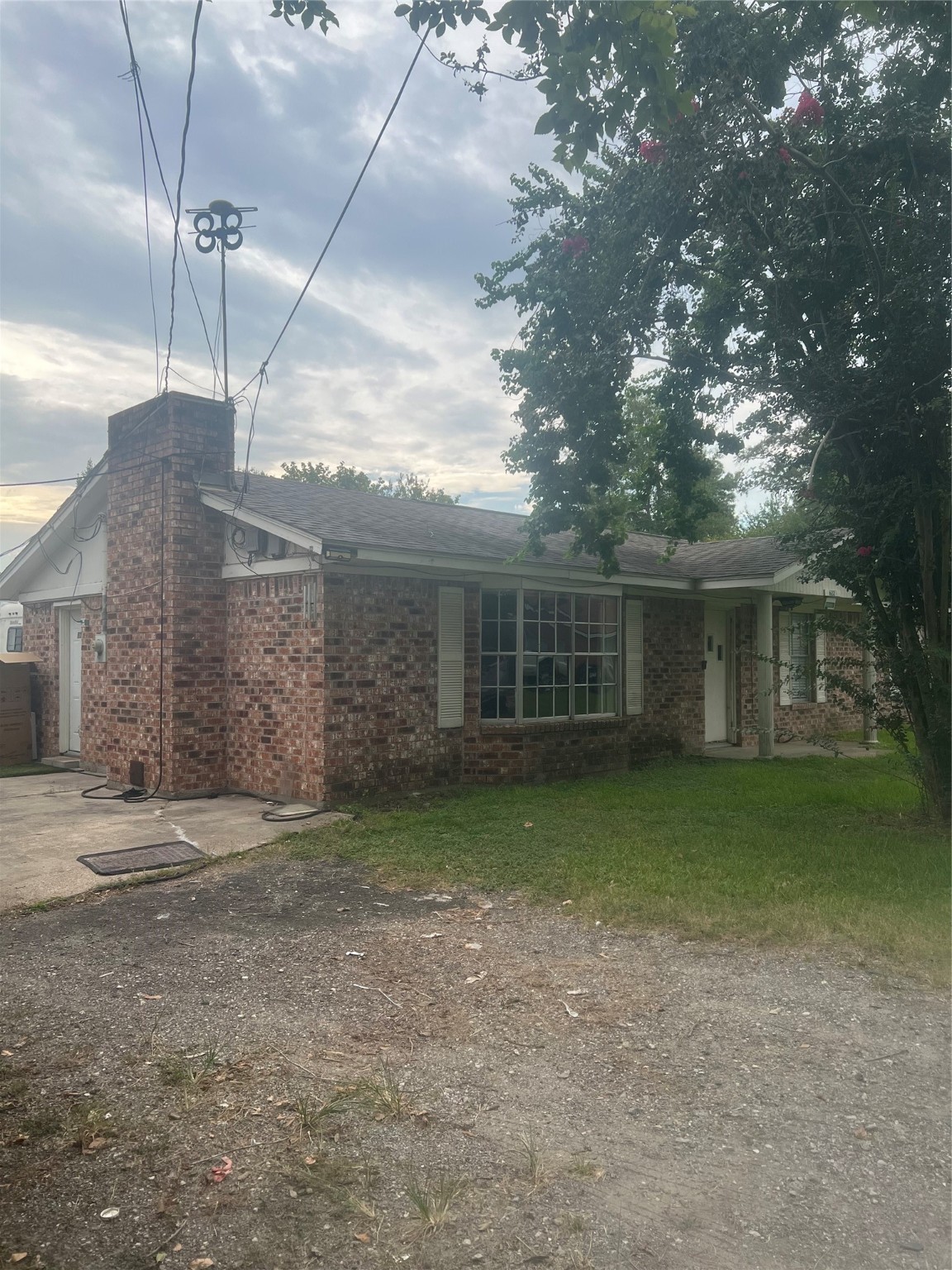 622 1/2 Coolidge Street Channelview, TX 77530 - Photo 2 of 10 a view of a house with a backyard