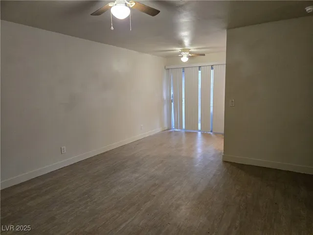 $650 | 1405 Vegas Valley Drive, Unit 355, Las Vegas, NV 89169