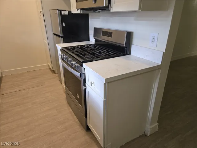 $650 | 1405 Vegas Valley Drive, Unit 355, Las Vegas, NV 89169