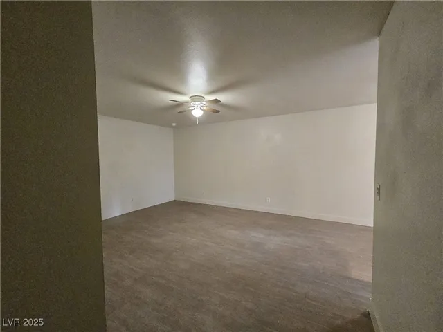 $650 | 1405 Vegas Valley Drive, Unit 355, Las Vegas, NV 89169