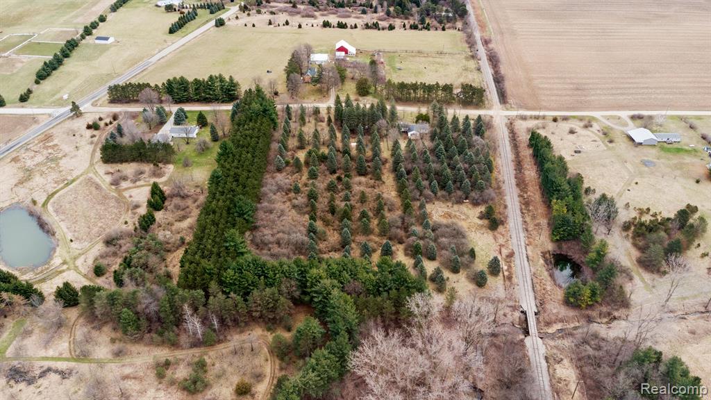 6872 Hurds Corner Road Mayville, MI 48744 - Photo 32 of 39 Gallery Image 32