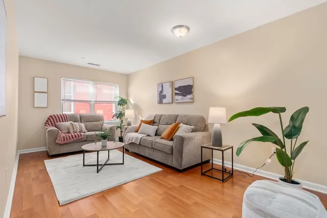 $485,000 | 327 Centre Street, Unit 308, Boston, MA 02130
