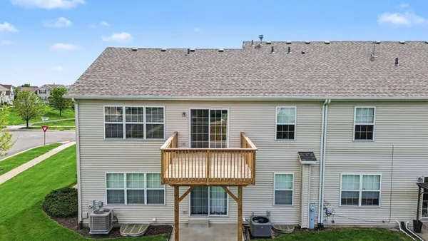 $289,900 | 1765 Fieldstone Drive South, Shorewood, IL 60404