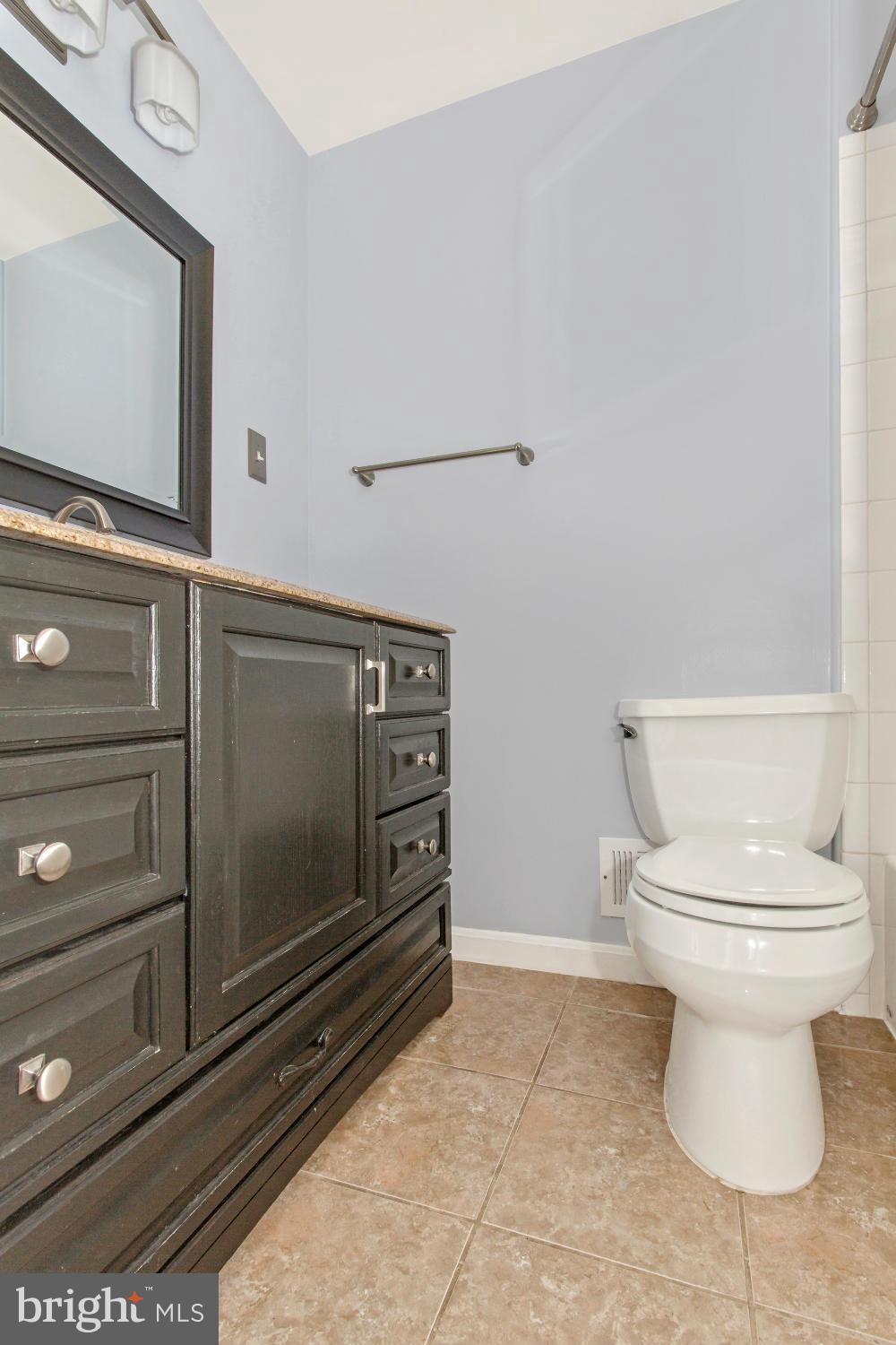 10923 Breewood Road Silver Spring, MD 20901 - Photo 17 of 30 Upper Hall Full Bath
