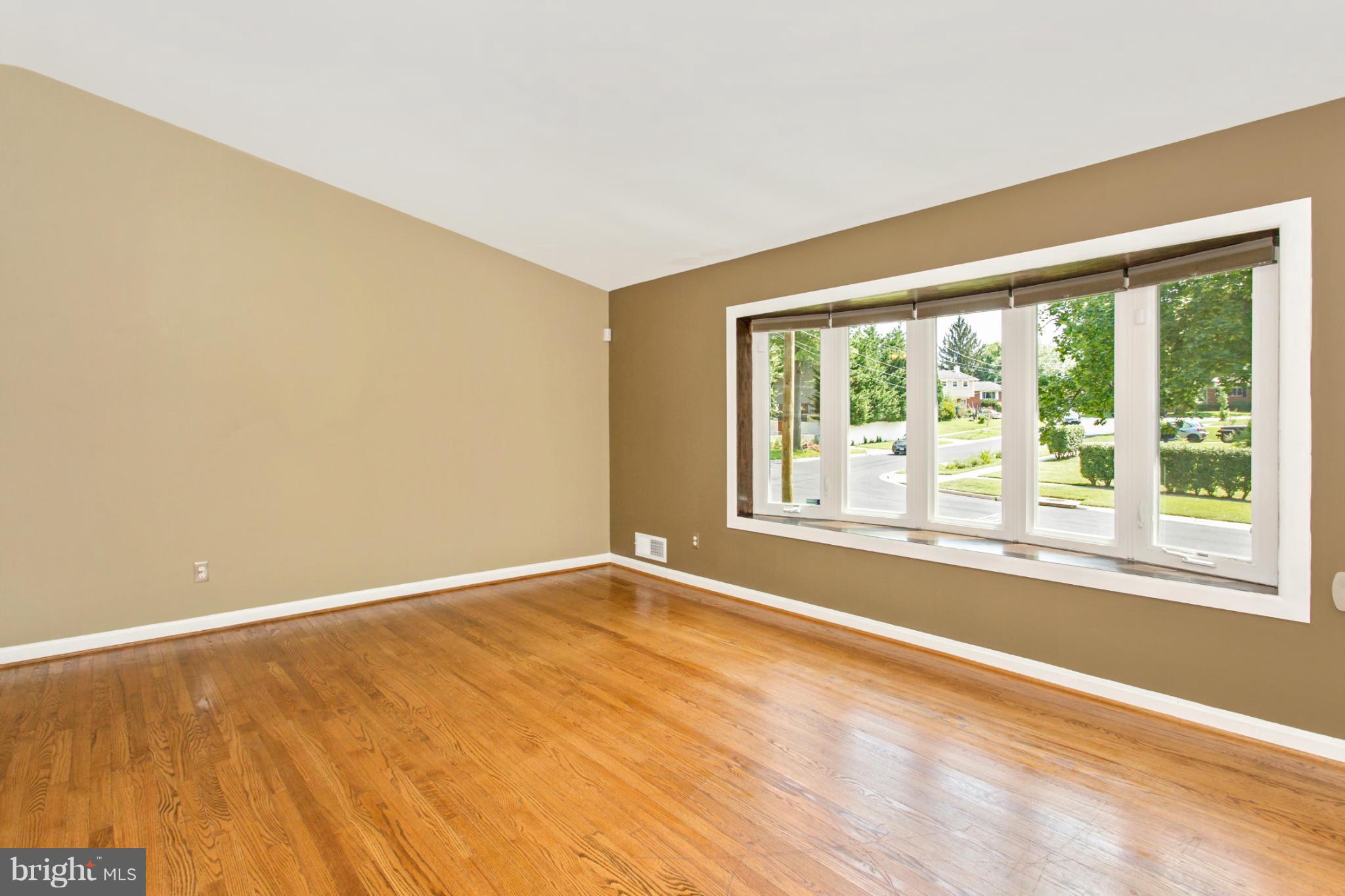 10923 Breewood Road Silver Spring, MD 20901 - Photo 3 of 30 Living Room with Bay Window