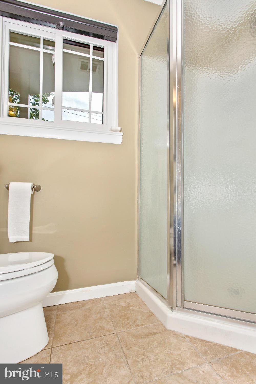 10923 Breewood Road Silver Spring, MD 20901 - Photo 26 of 30 Main Level Full Bath